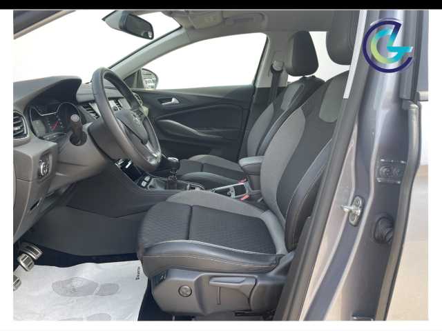Opel Grandland X 1.5l - grey