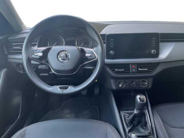 SKODA Kamiq 1.0l - white