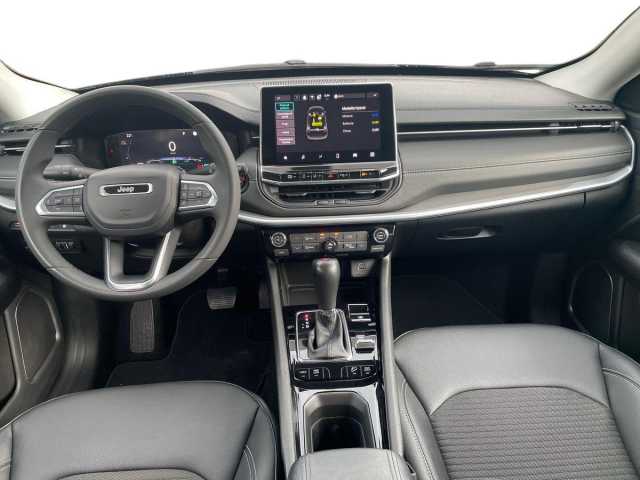 Jeep Compass 1.3l - black