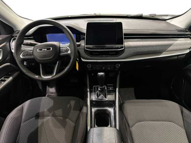 Jeep Compass 1.5l - white