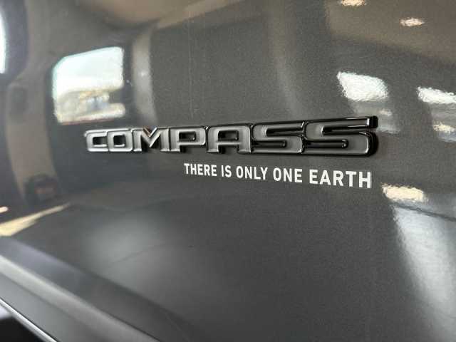 Jeep Compass 1.3l - grey