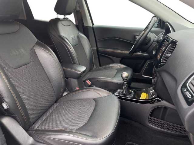 Jeep Compass 1.6l - green