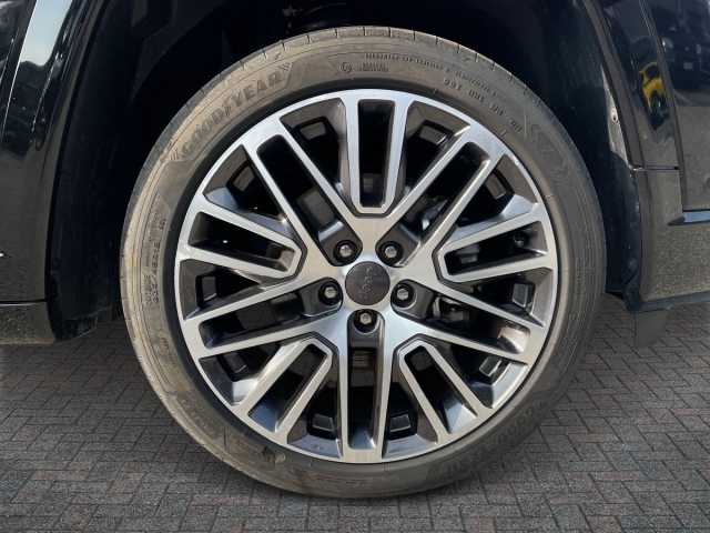 Jeep Compass 1.5l - black