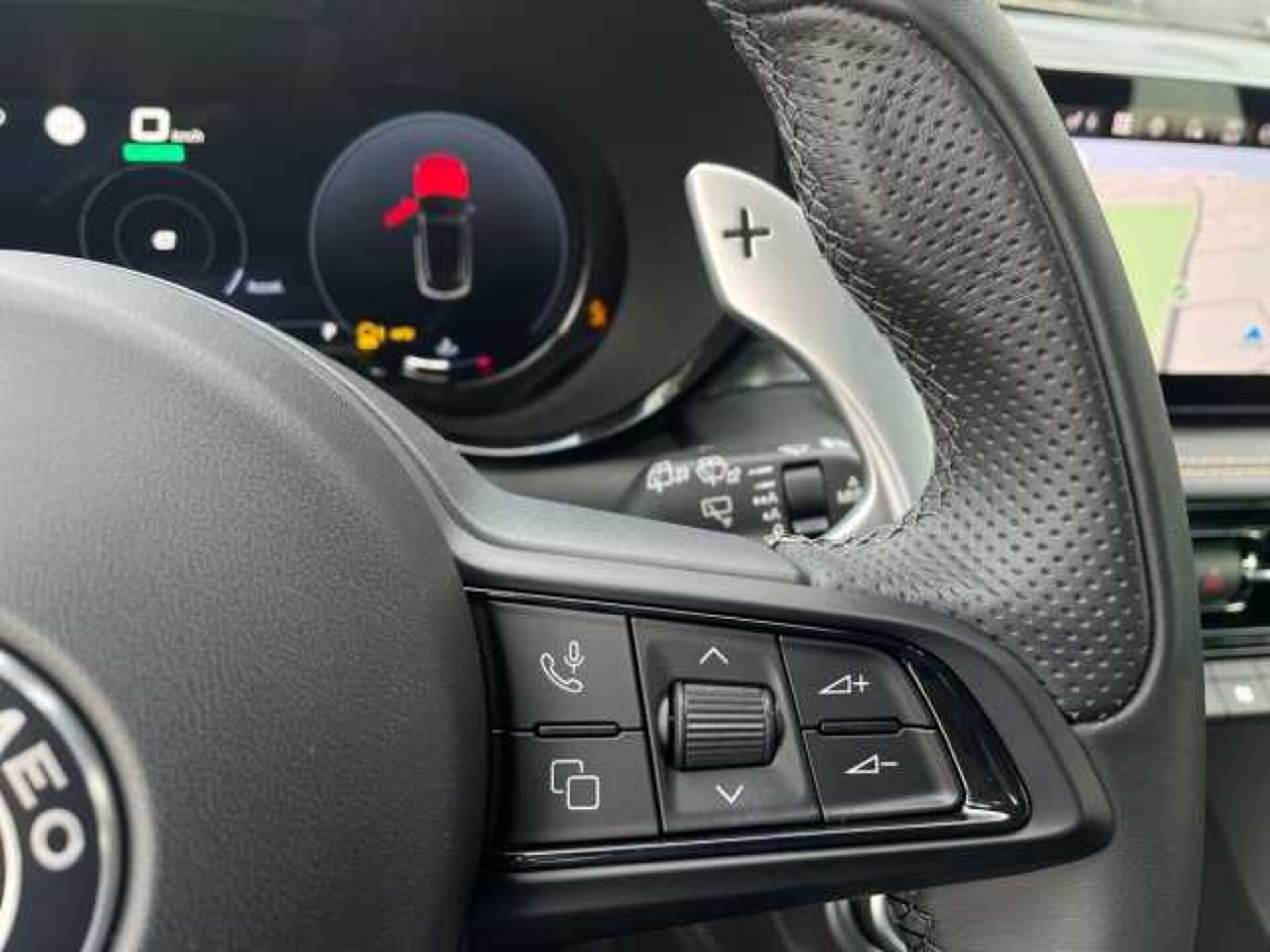 Alfa Romeo Tonale 1.5l - black