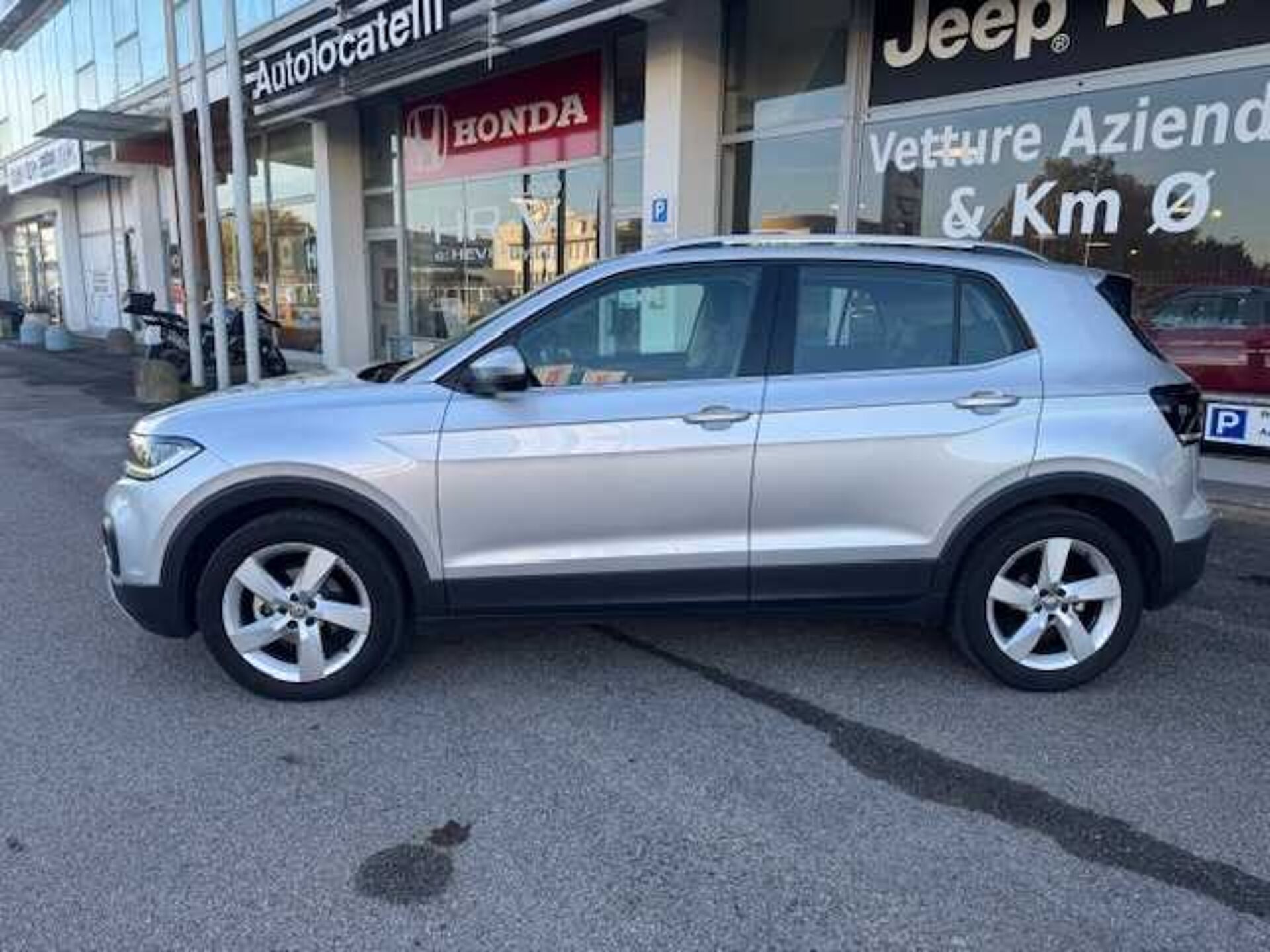 Volkswagen 1.0l - grey