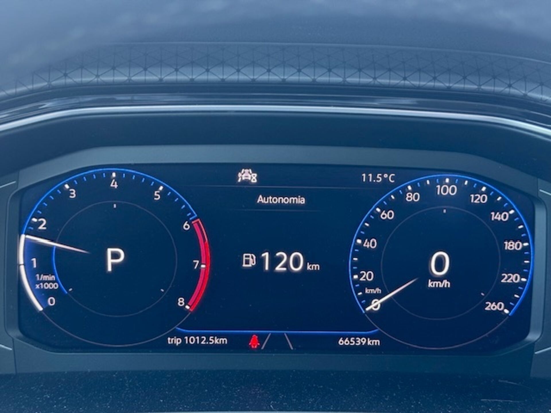 Volkswagen 1.0l - grey