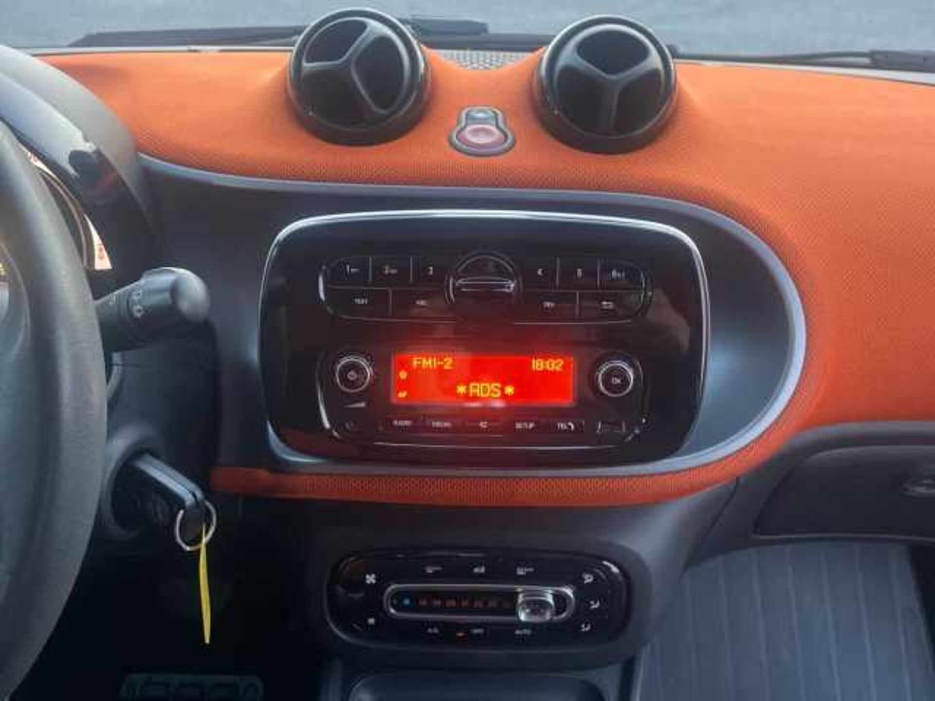 Smart fortwo 1.0l - orange