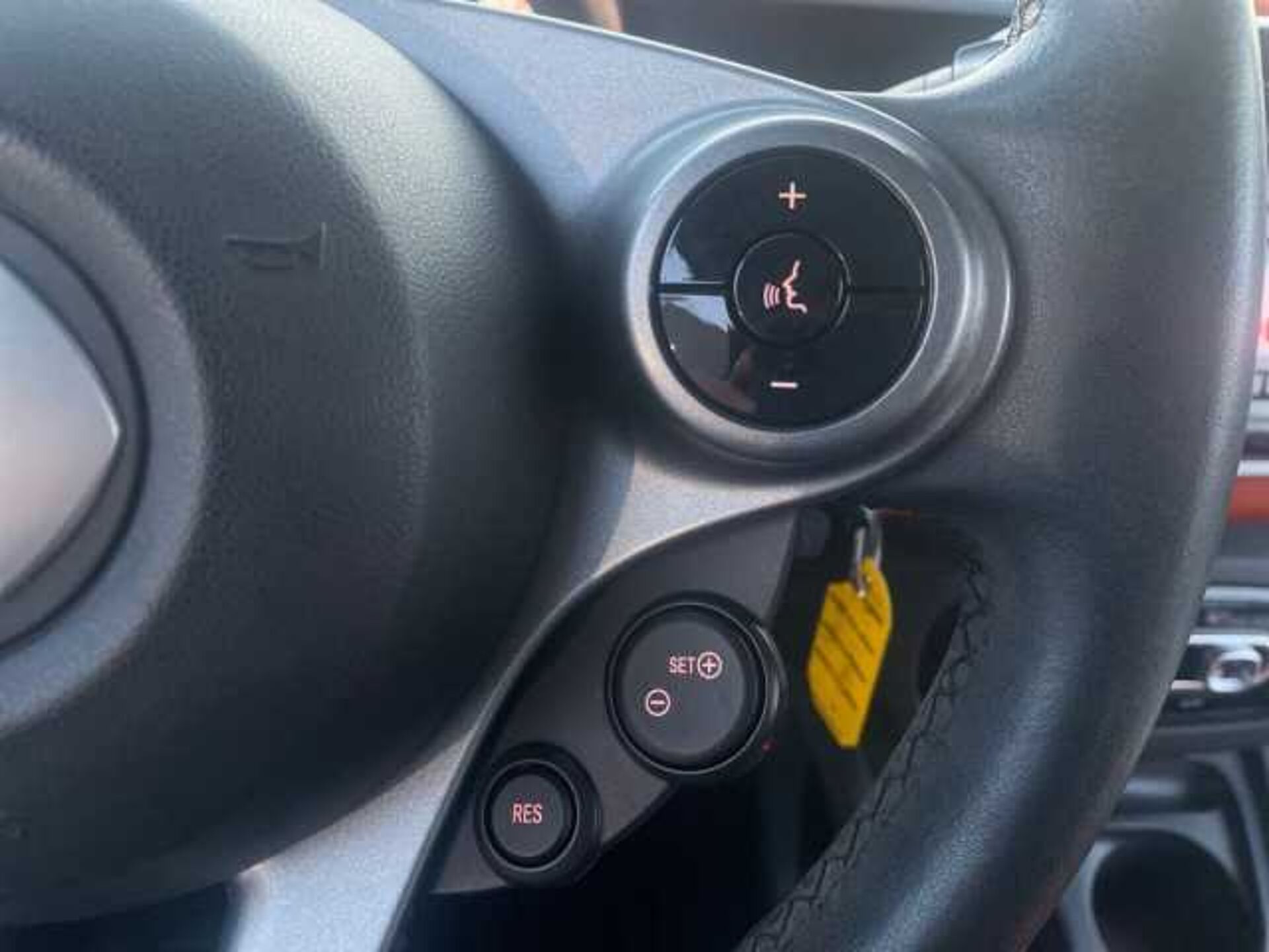 Smart fortwo 1.0l - orange