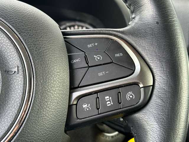 Jeep Renegade 1.3l - white