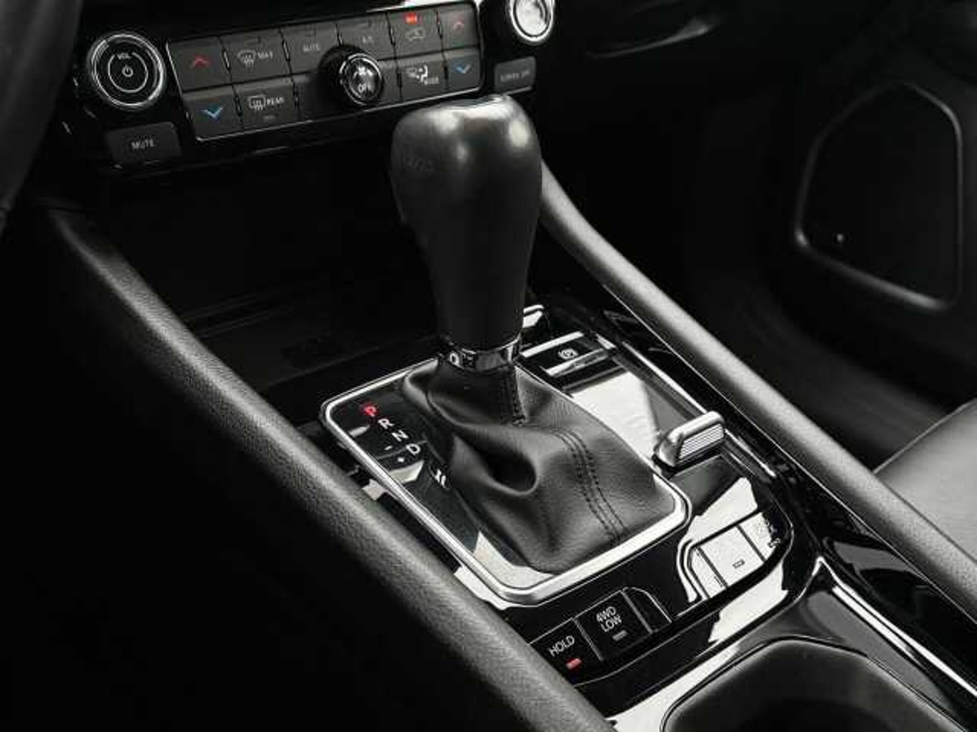 Jeep Compass 1.3l - white