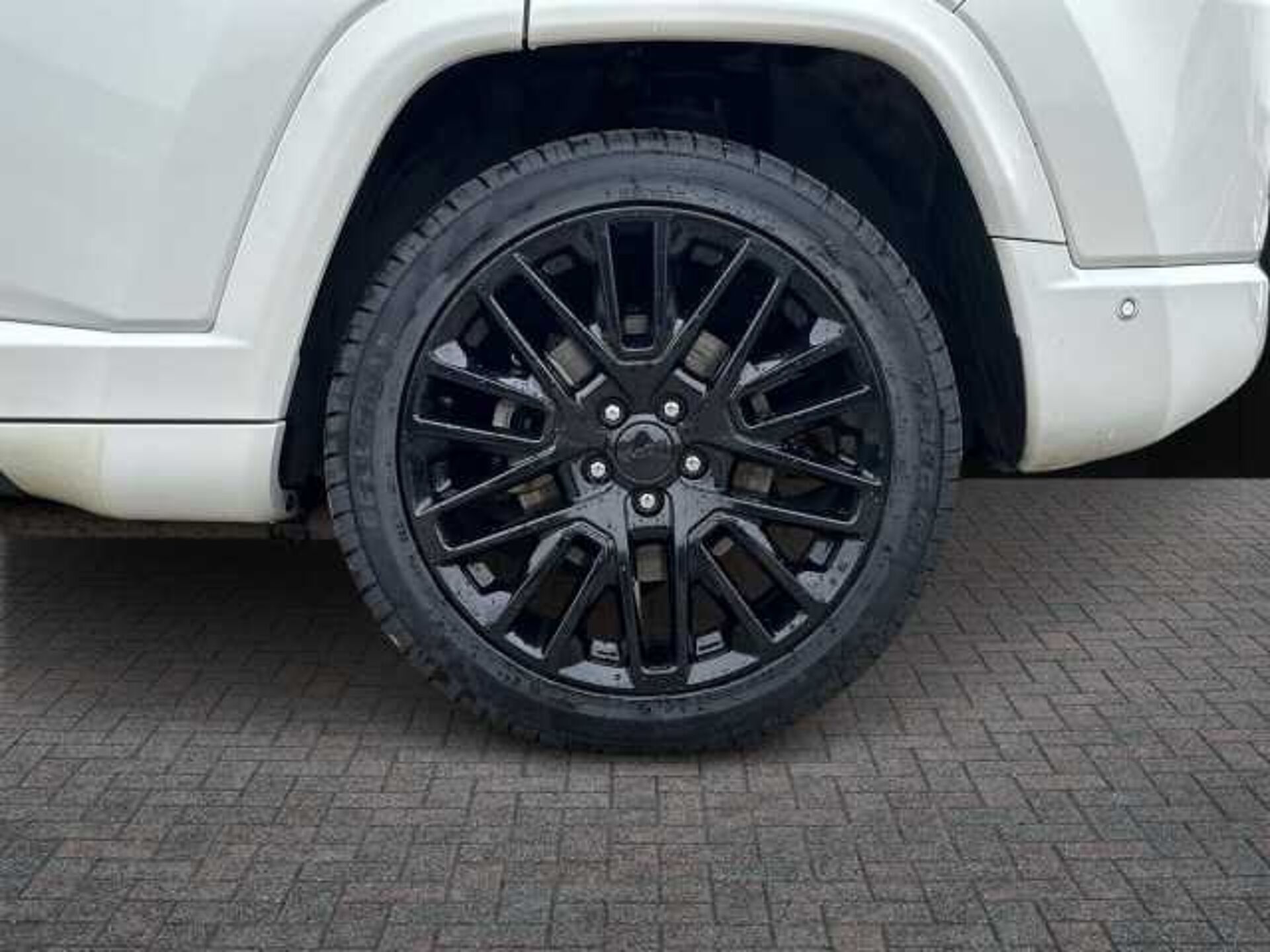 Jeep Compass 1.3l - white