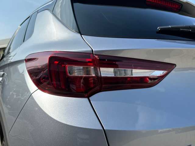 Opel Grandland X 1.6l - grey