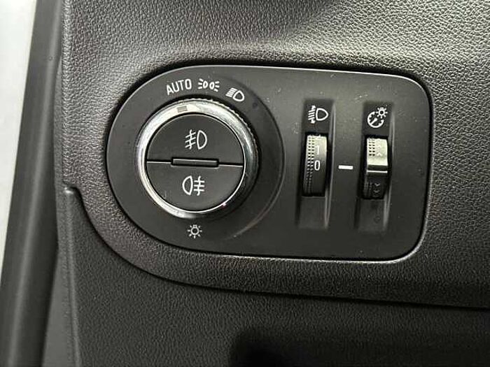 Opel Crossland X 1.5l