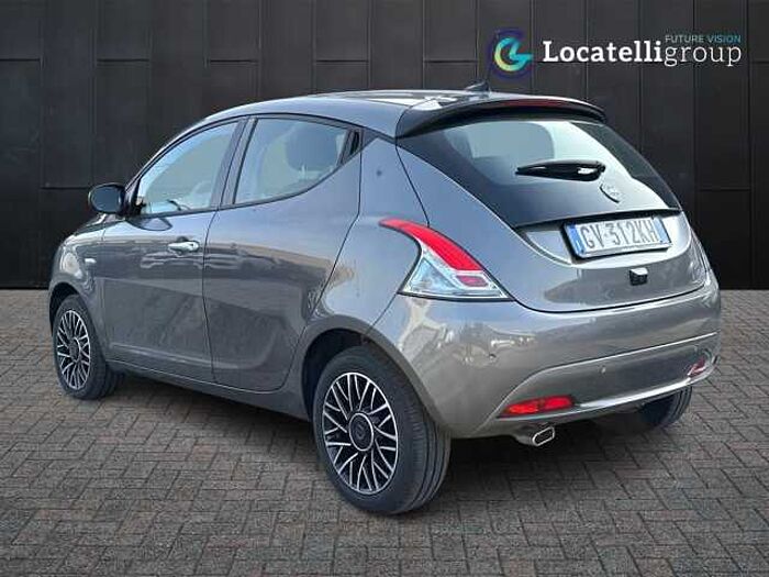 Lancia Ypsilon 1l