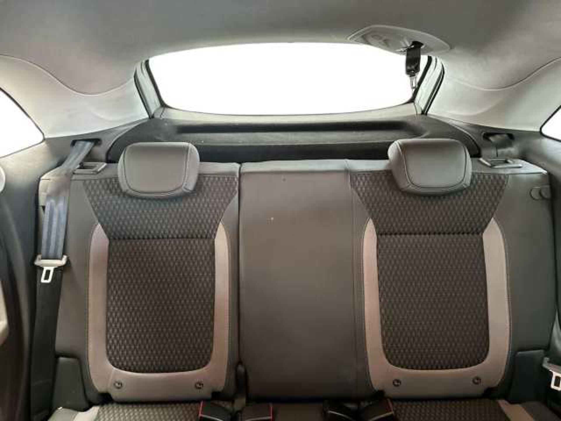 Opel Crossland X 1.5l - grey