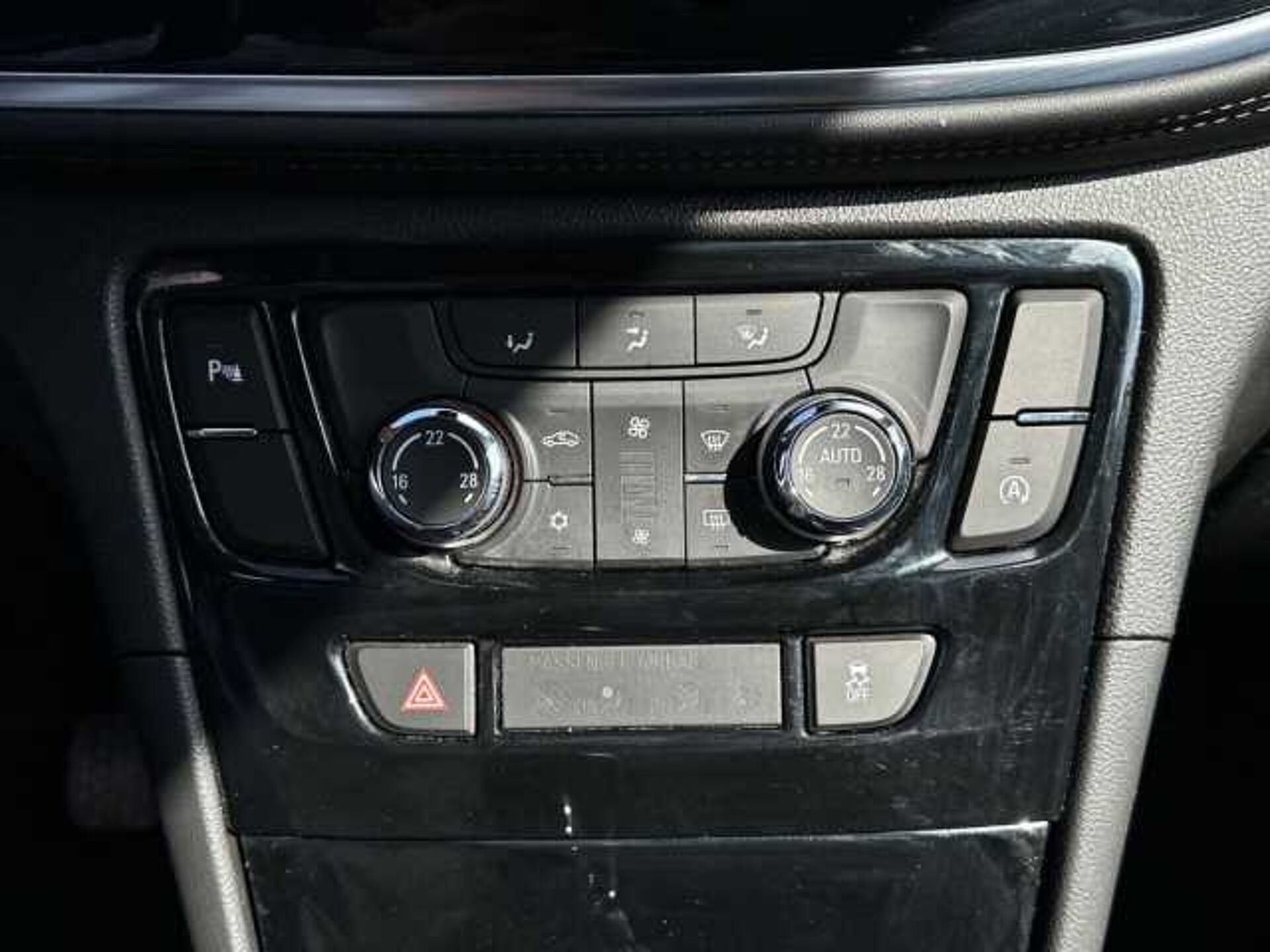 Opel Mokka X 1.4l - beige