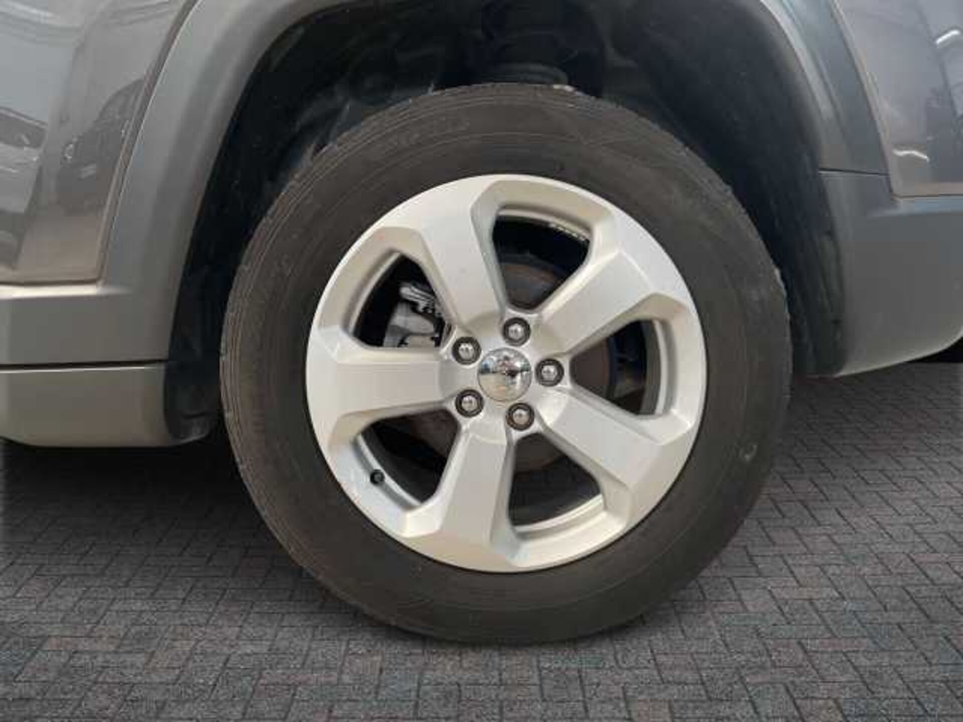 Jeep Compass 1.6l - grey