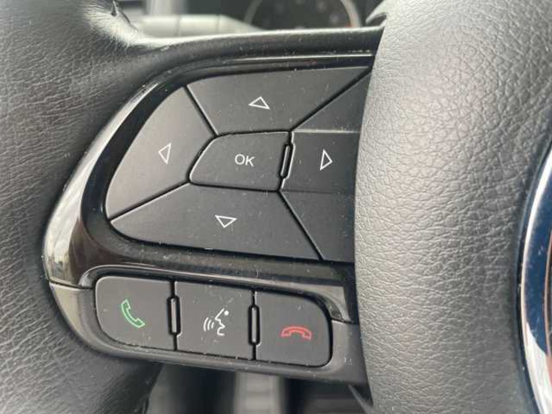 Jeep Renegade 1.0l - black