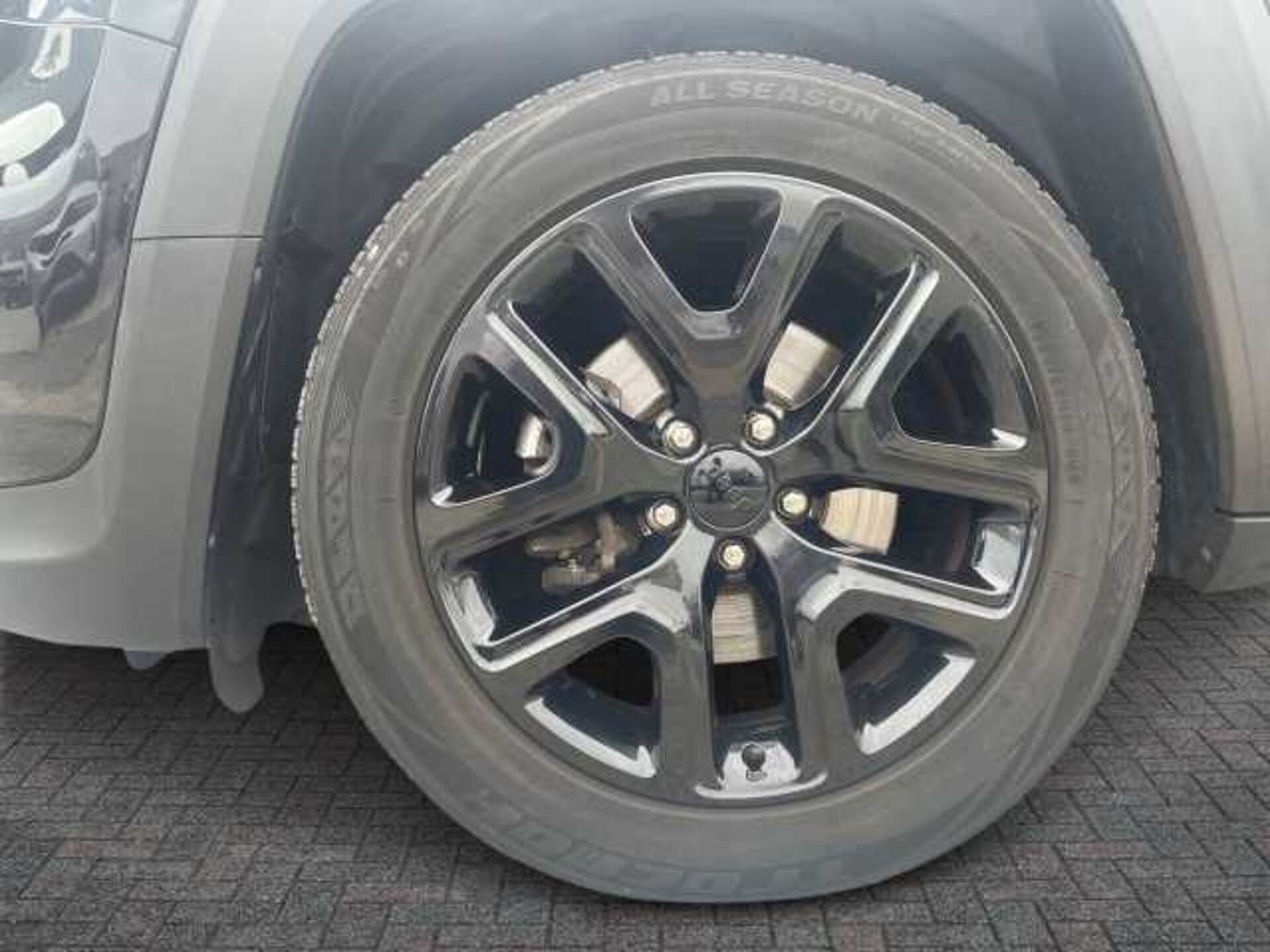 Jeep Renegade 1.0l - black