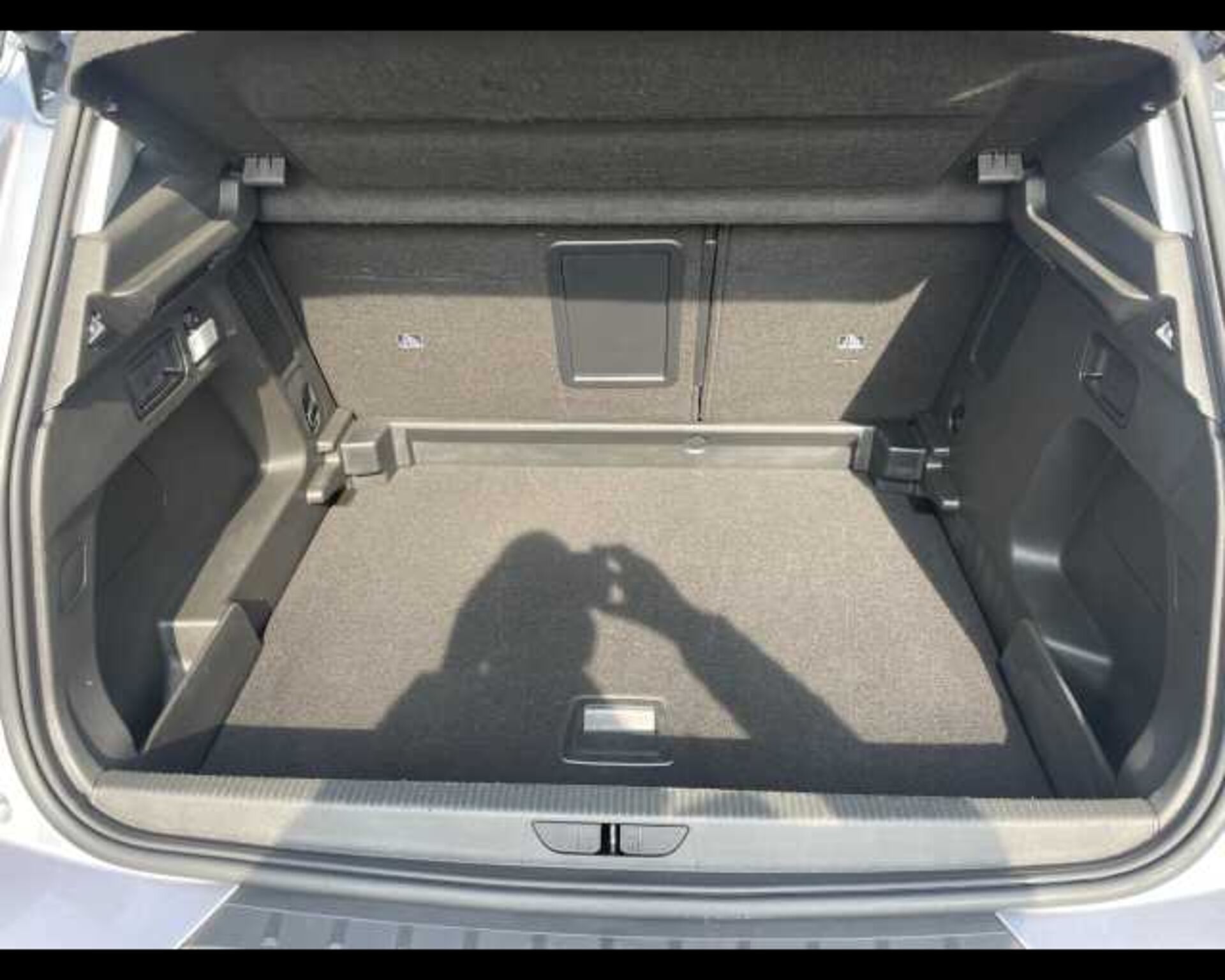 Opel Grandland X 1.5l - grey