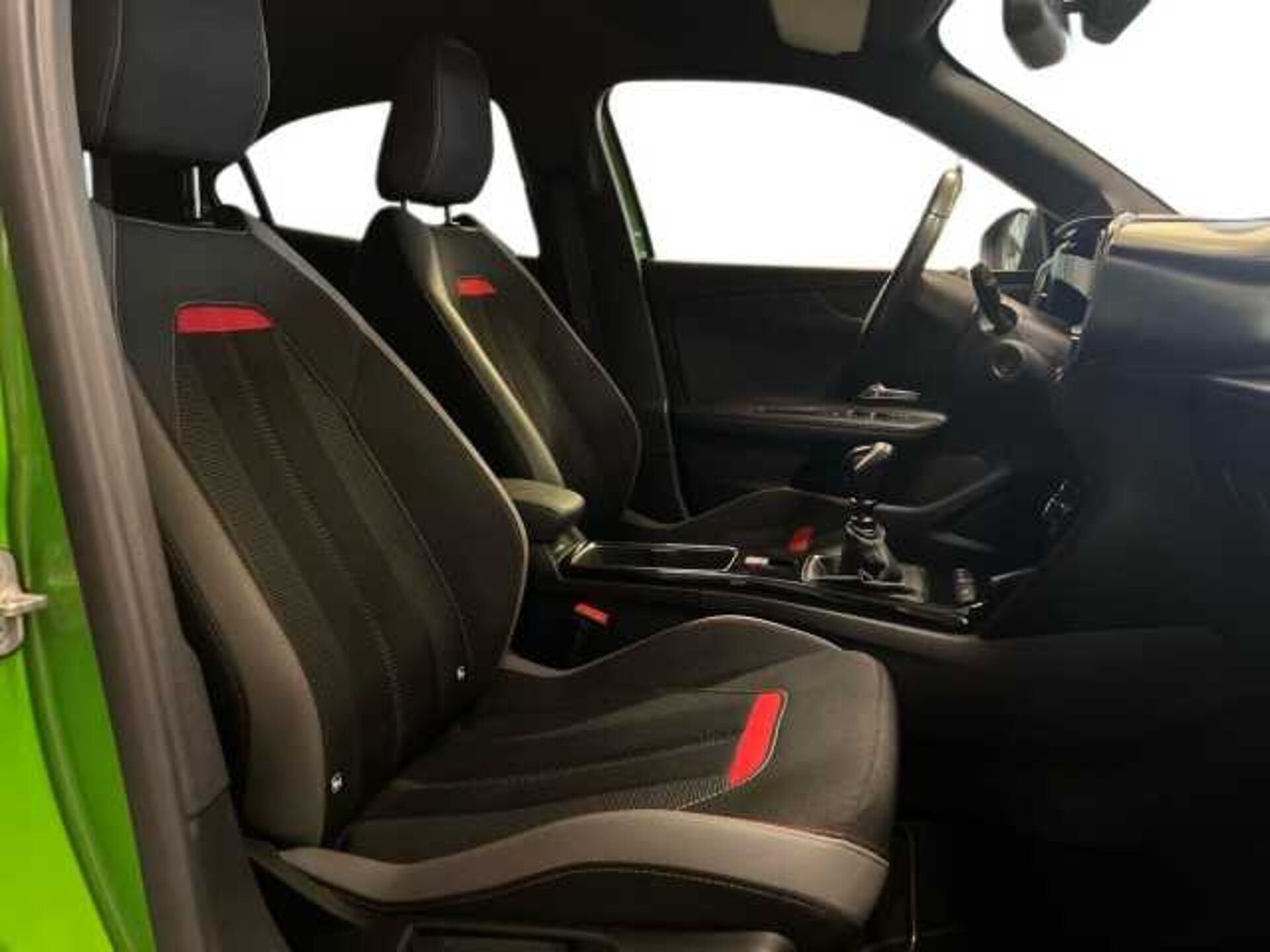 Opel Mokka 1.2l - green