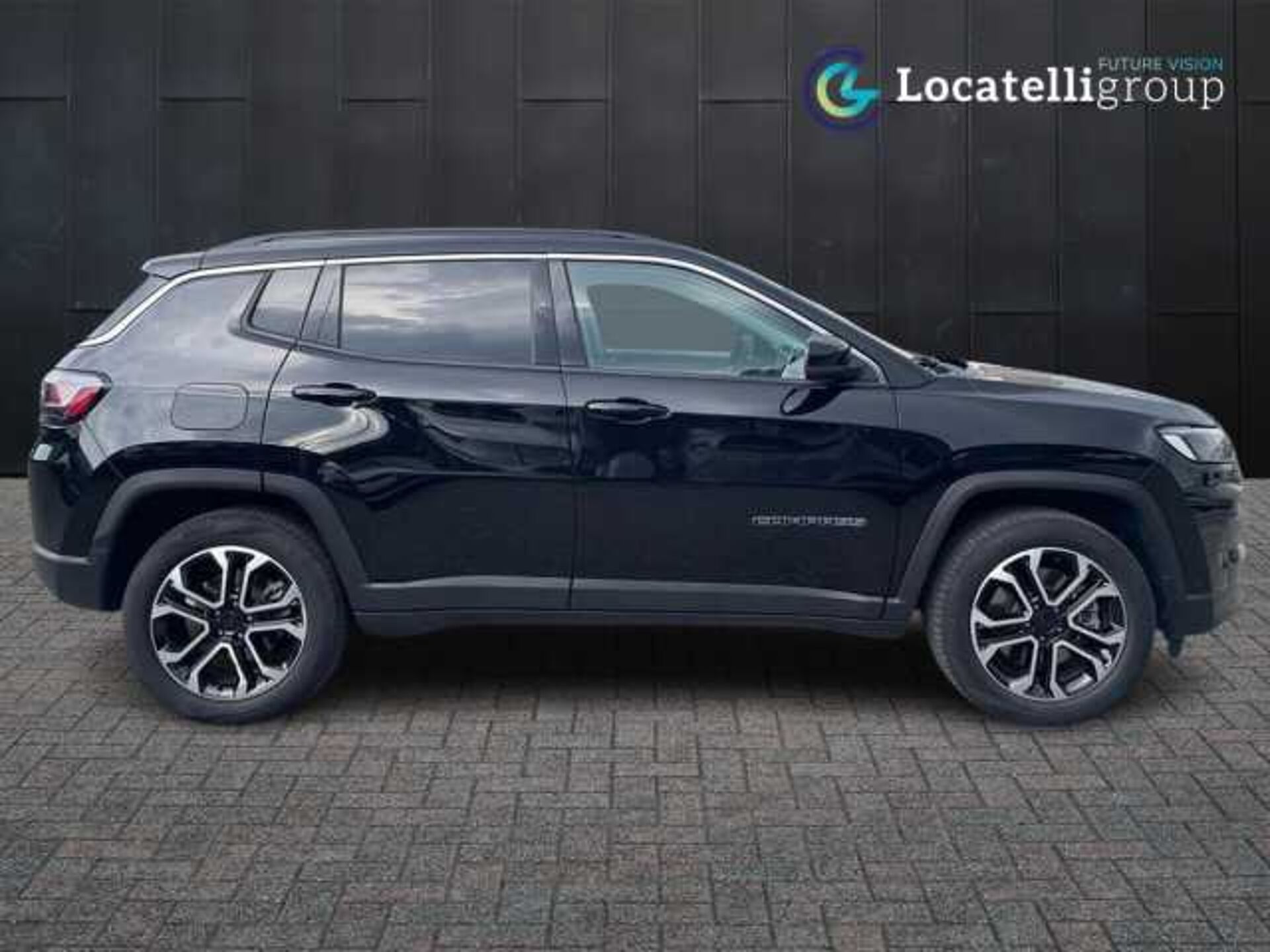 Jeep Compass 1.3l - black