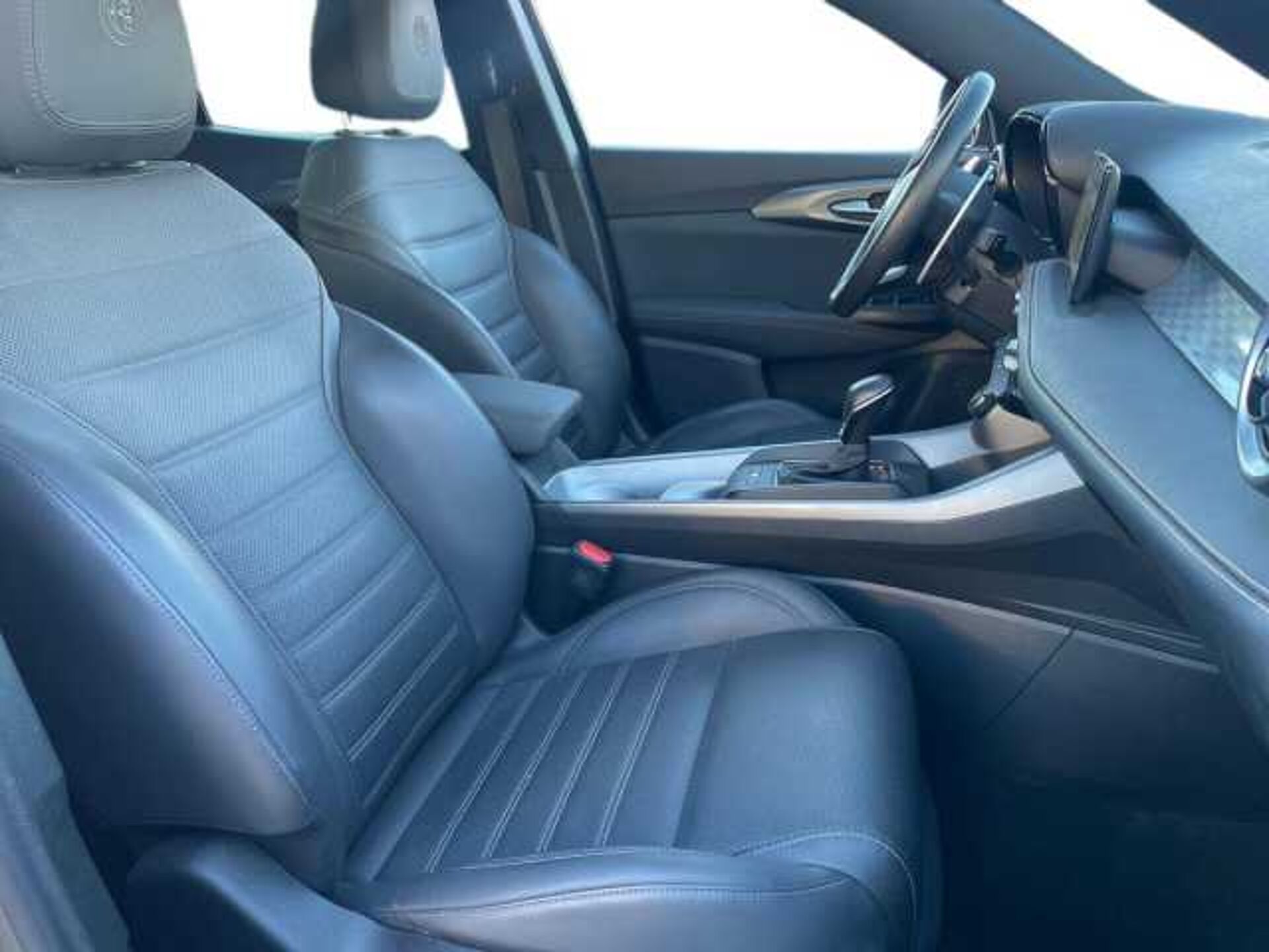 Alfa Romeo Tonale 1.5l - grey