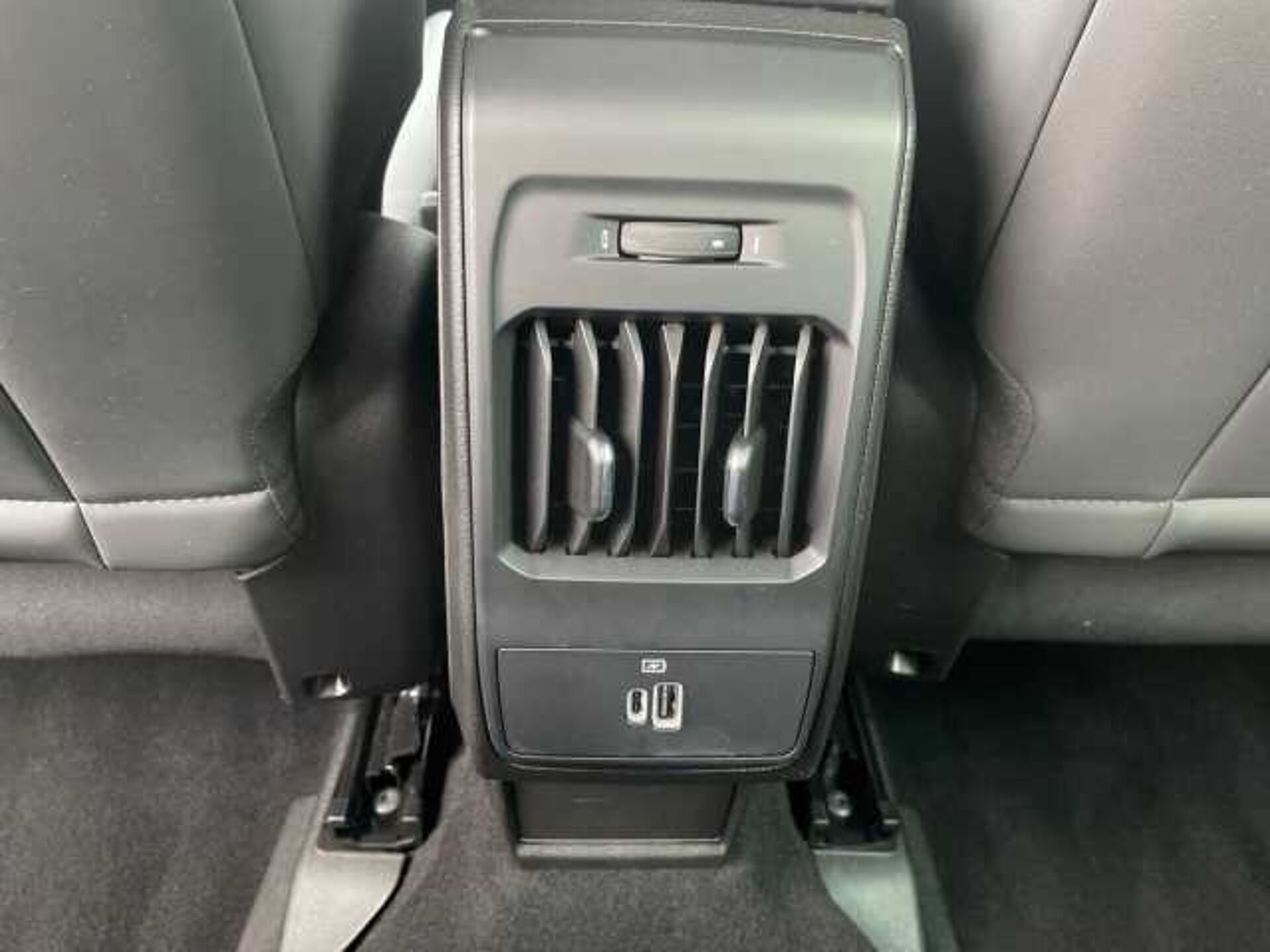 Alfa Romeo Tonale 1.5l - black