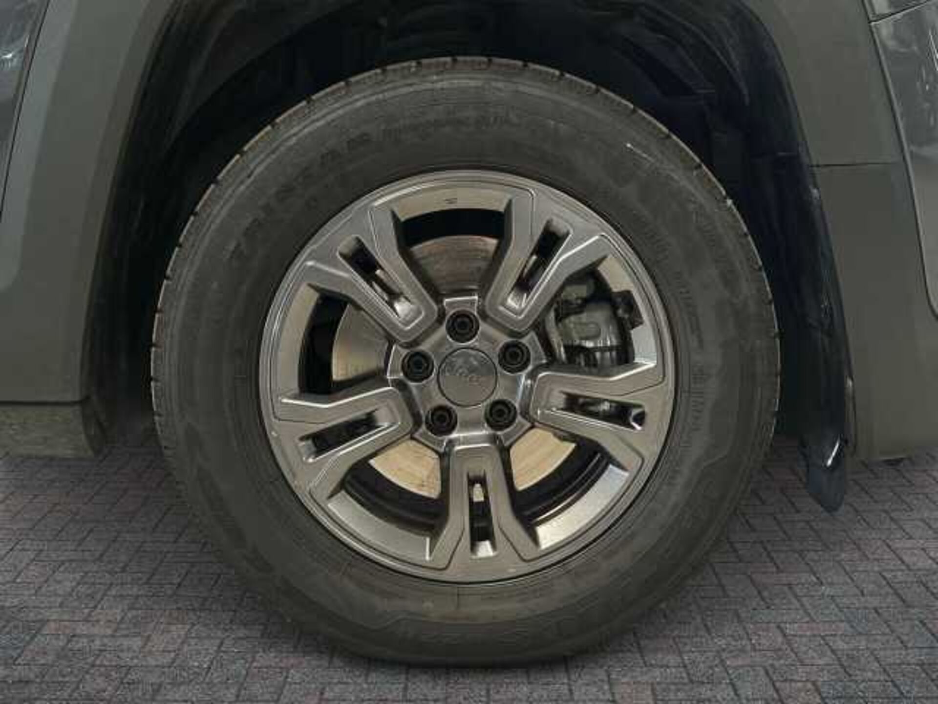 Jeep Renegade 1.5l - grey