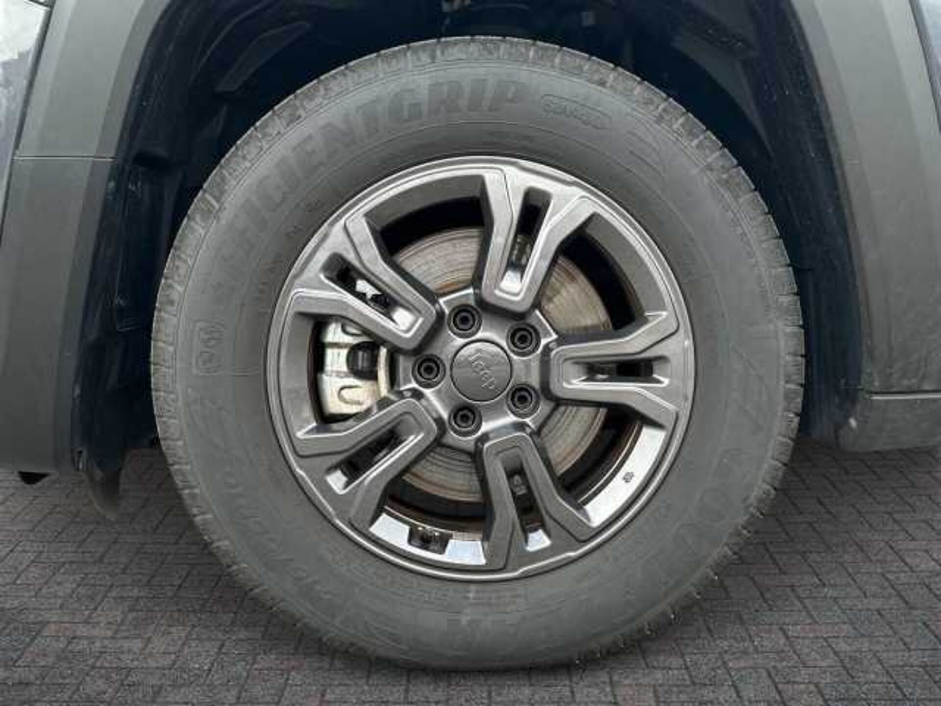 Jeep Renegade 1.5l - grey