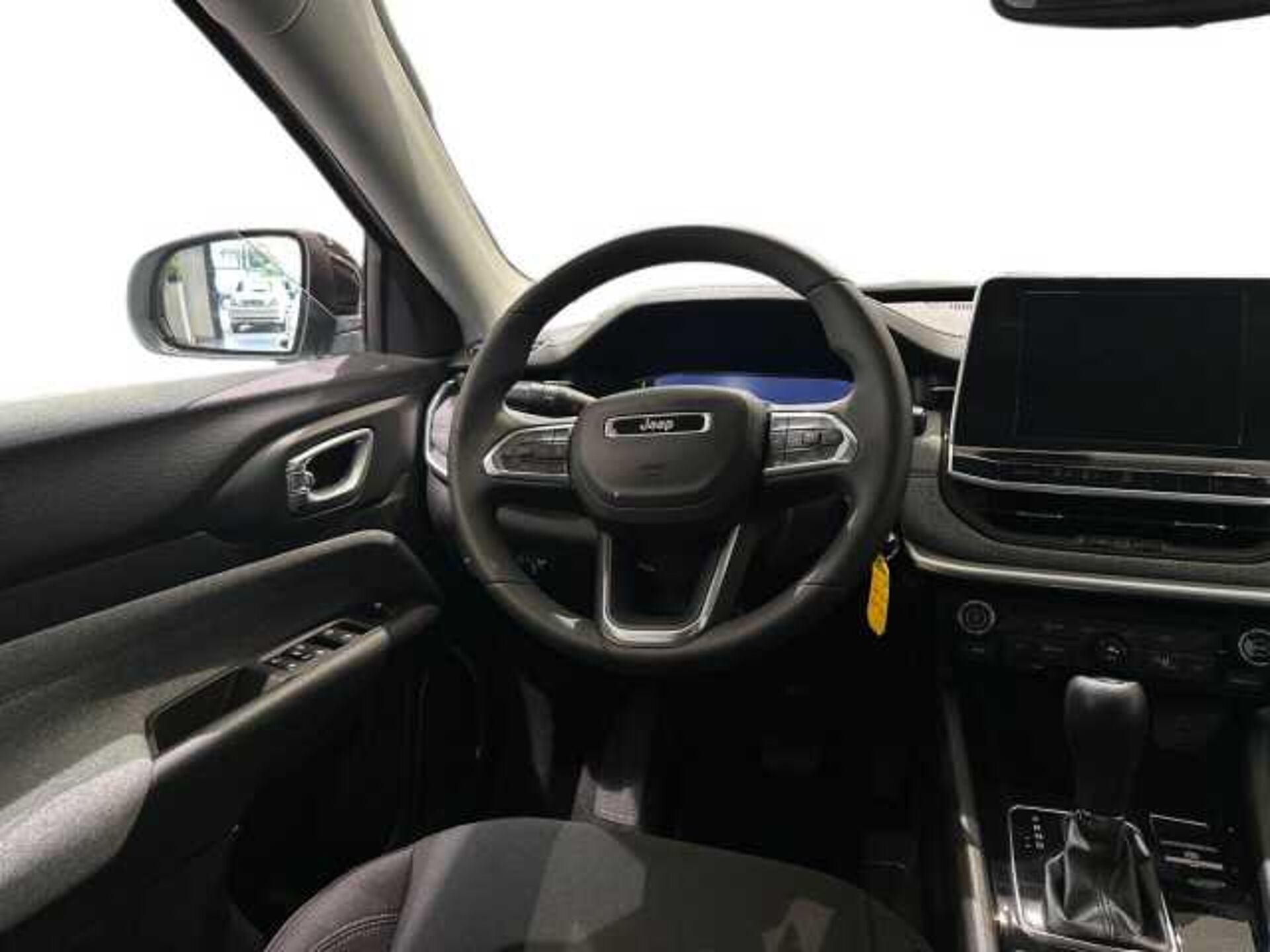 Jeep Compass 1.5l - white