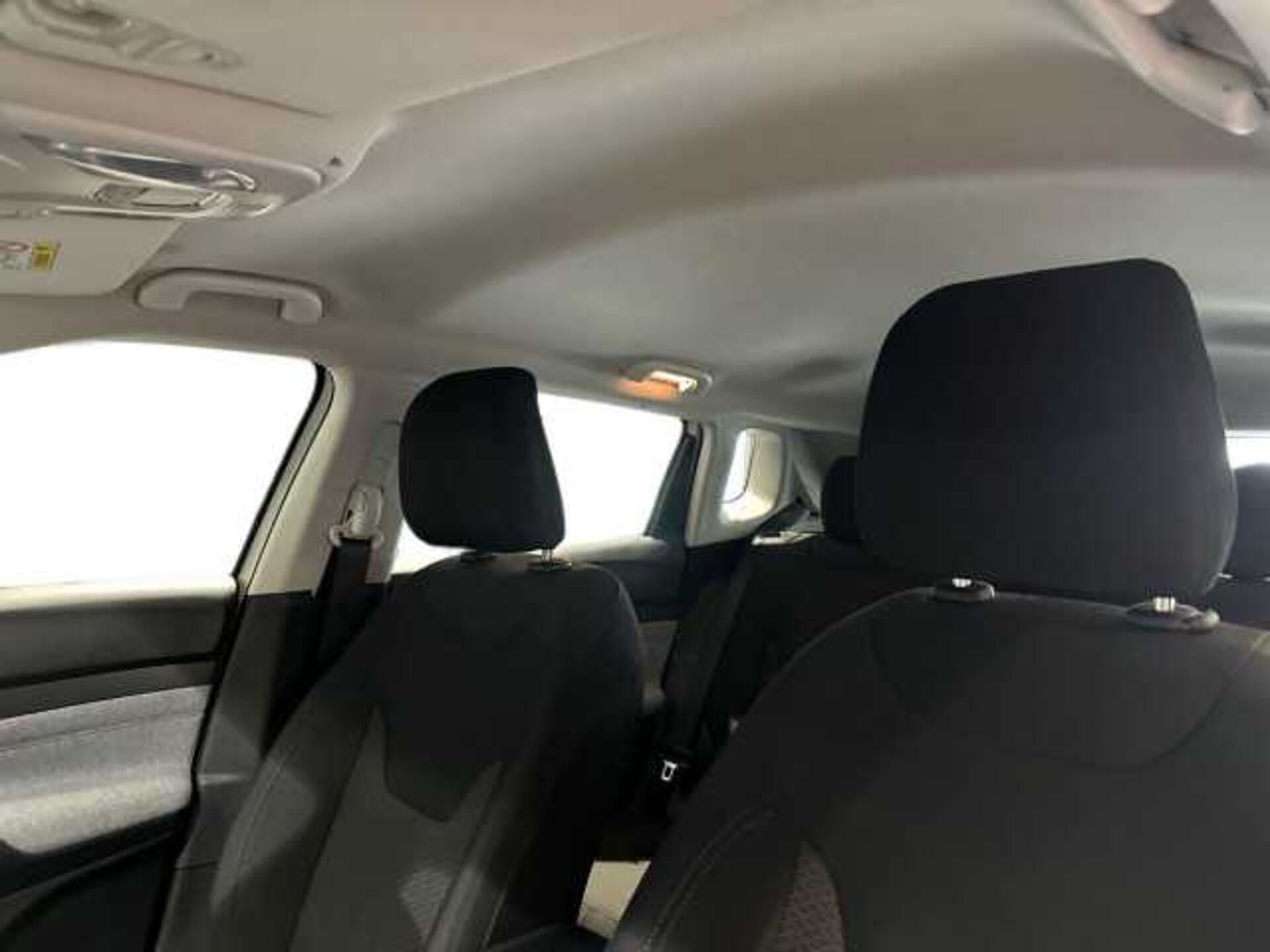 Jeep Compass 1.5l - white