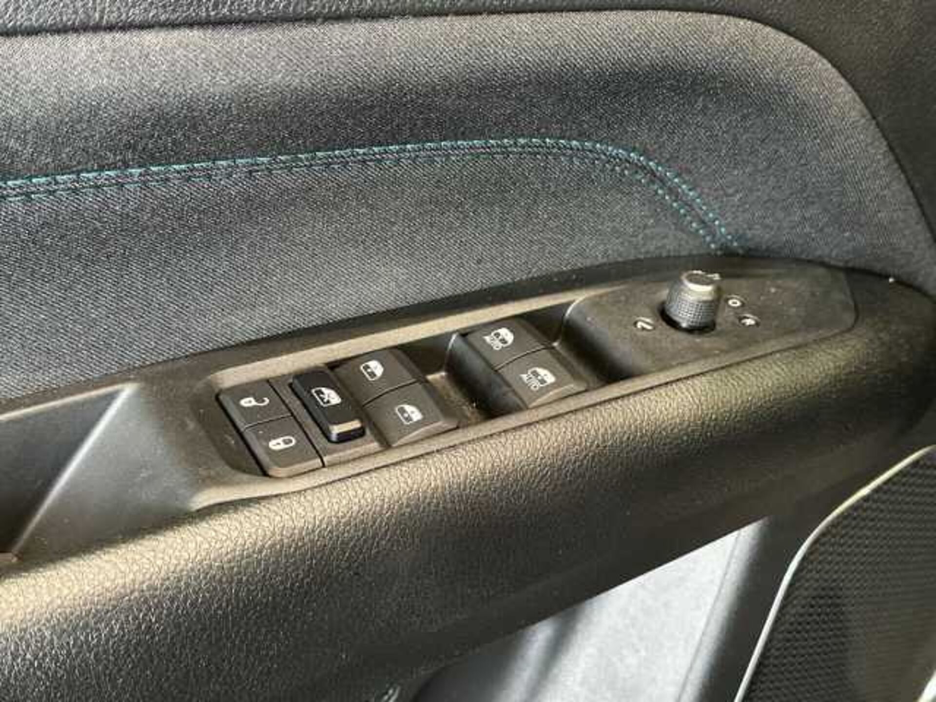 Jeep Compass 1.3l - grey