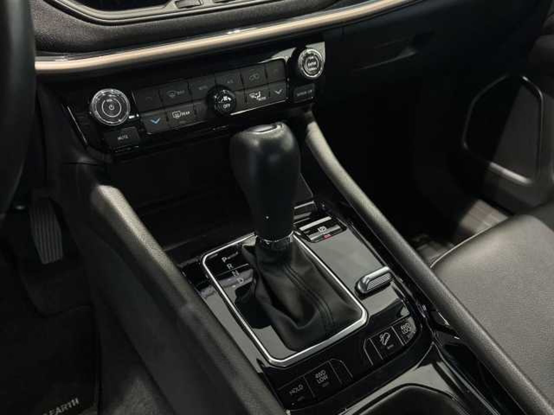 Jeep Compass 1.3l - grey