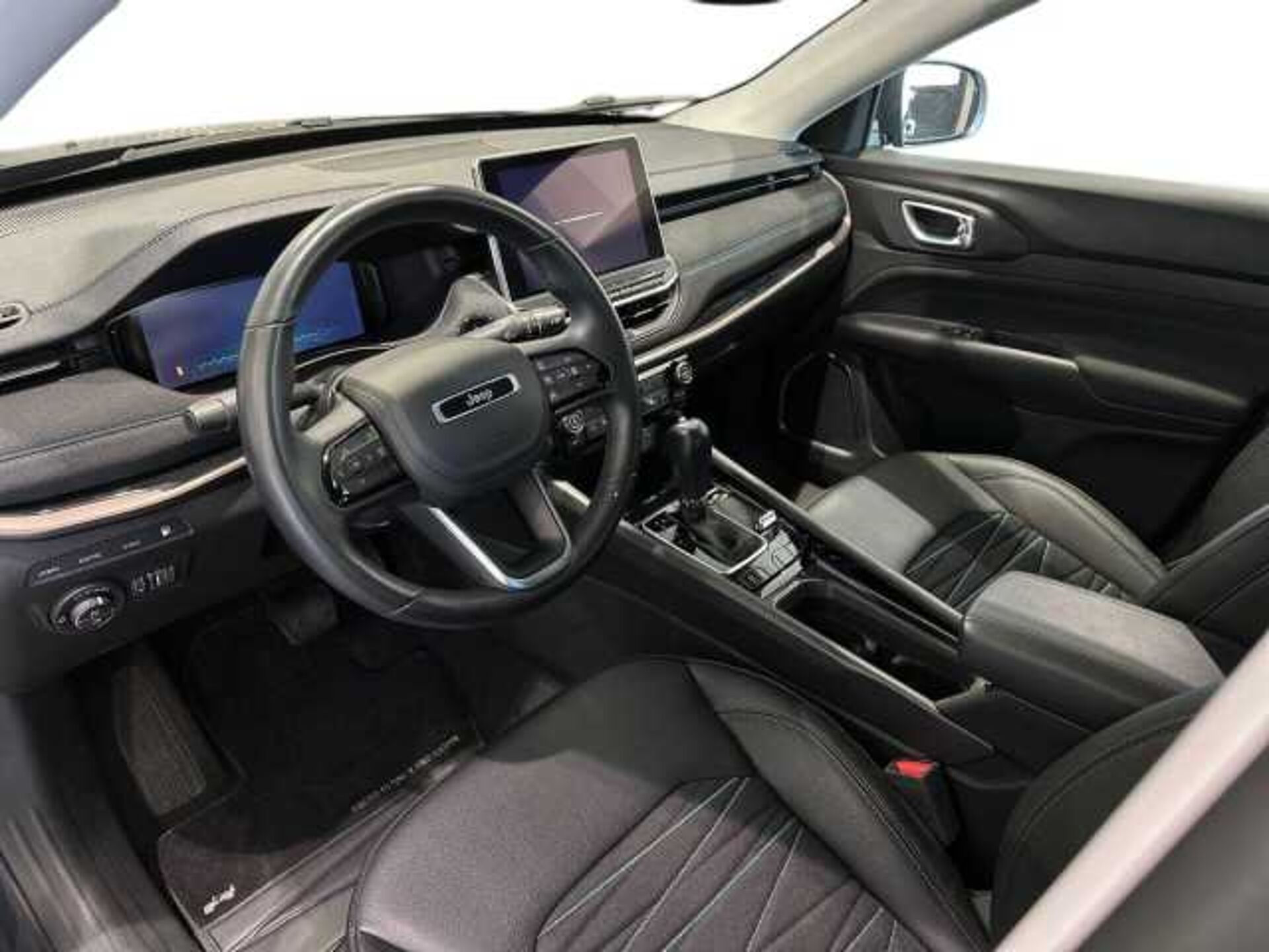 Jeep Compass 1.3l - grey