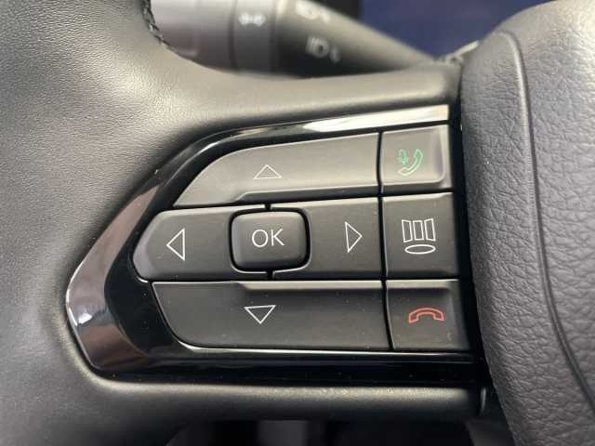 Jeep Compass 1.3l - white