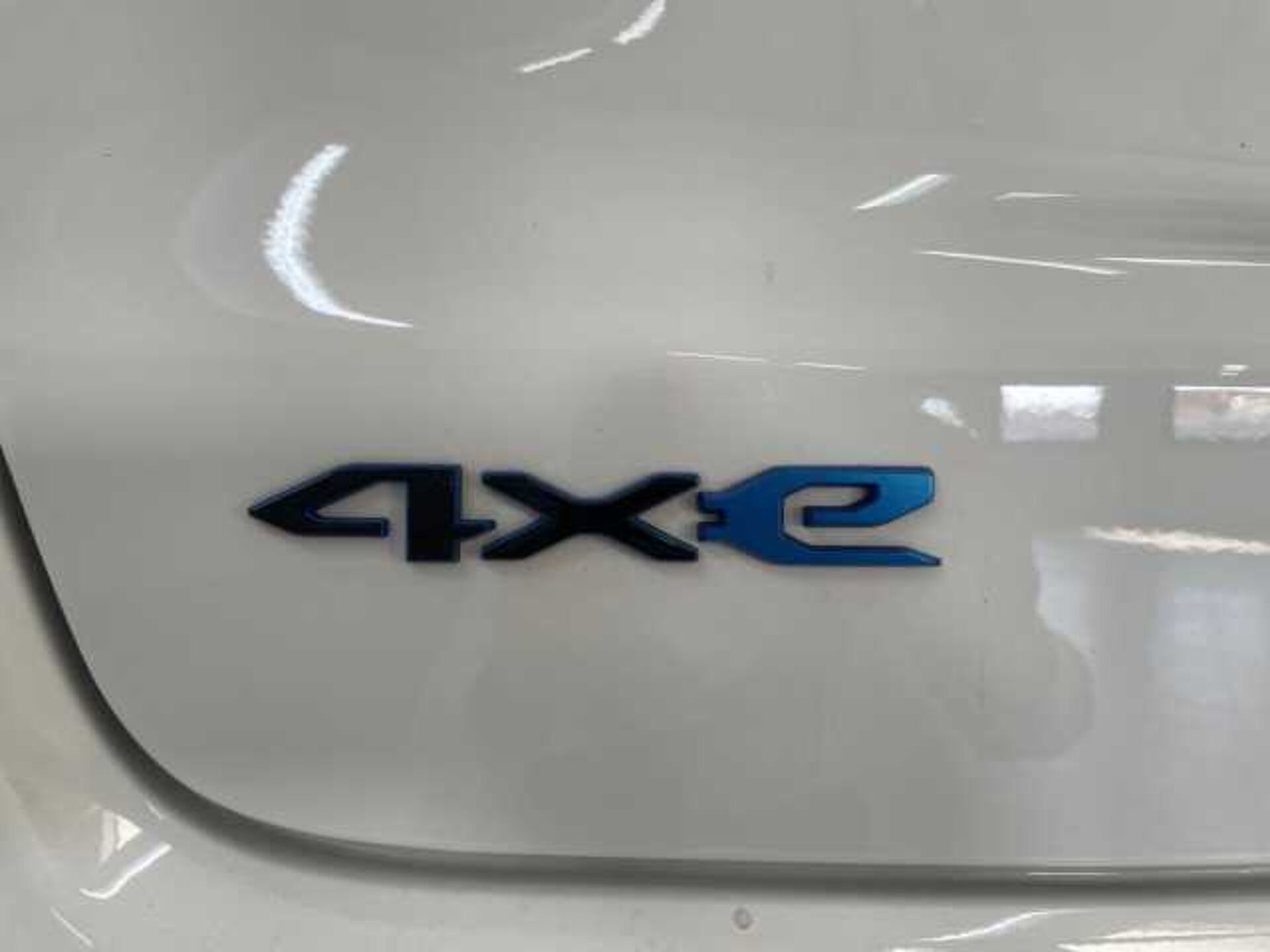 Jeep Compass 1.3l - white