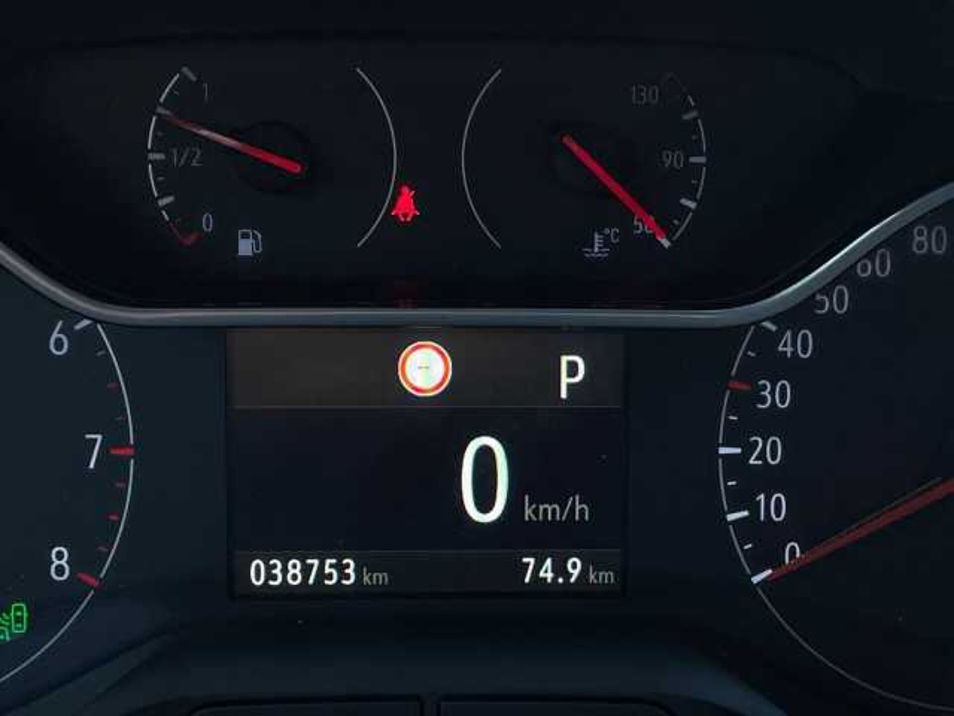 Opel Grandland X 1.5l - white