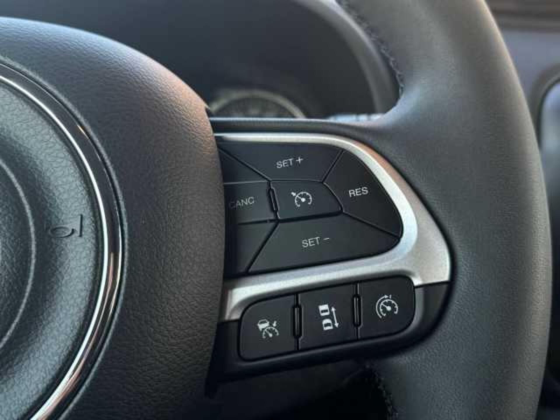 Jeep Renegade 1.6l - red