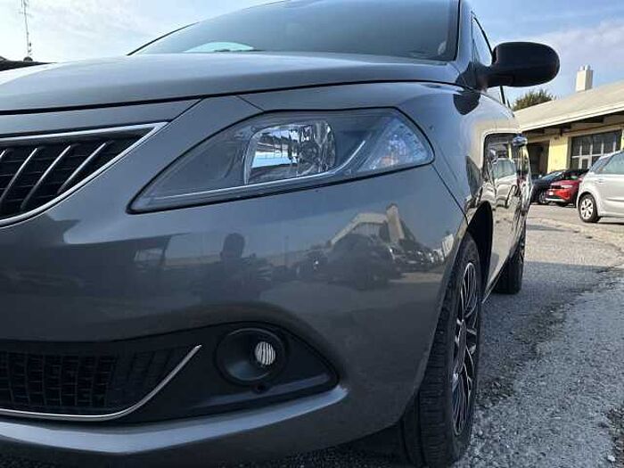 Lancia Ypsilon 1l
